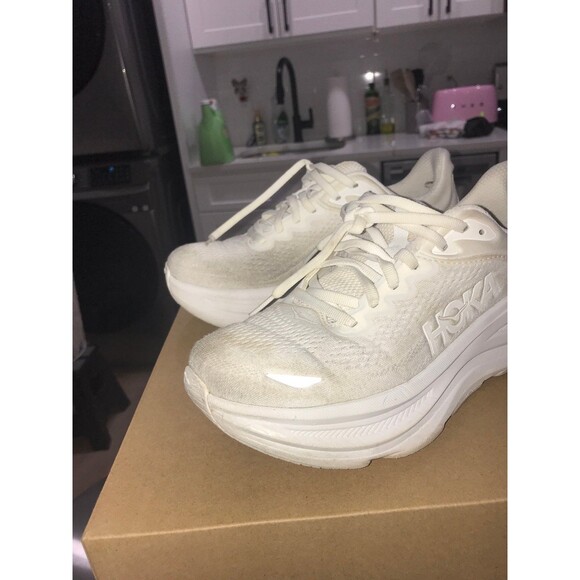 Hoka white bondi 9 sneakers *read description * - Picture 2 of 10